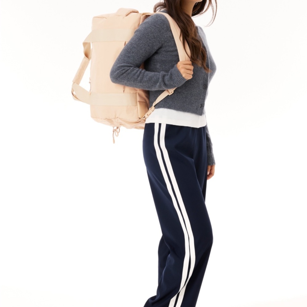 BEIS Sport Duffle - Picture 7 of 14